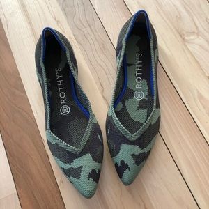 Rothy’s - The Point toe flat shoes - olive camo